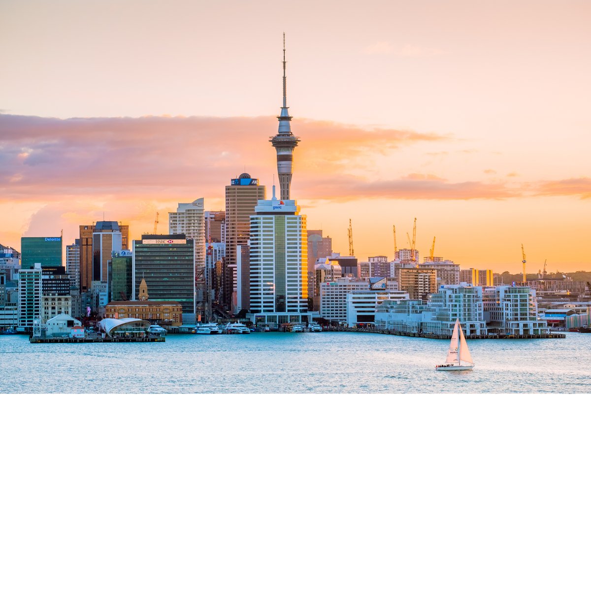 Double Points or Status Credits with Qantas - Flight Deal to Singapore